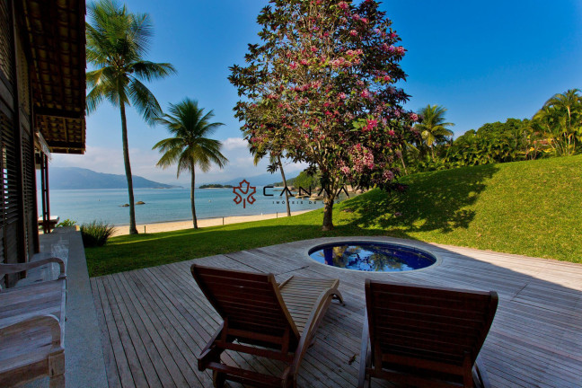 Casa de Condomínio com 8 Quartos à Venda, 450 m² em Mombaça - Angra Dos Reis