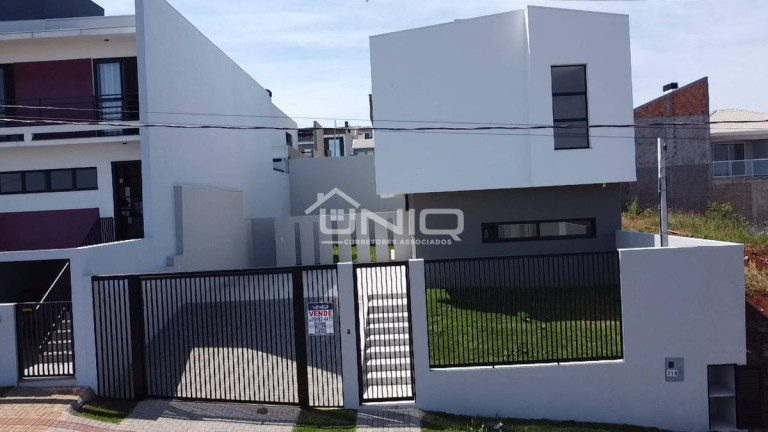 Casa com 3 Quartos à Venda, 165 m² em Fraron - Pato Branco