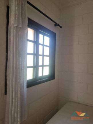 Imagem Kitnet com 2 Quartos à Venda, 40 m² em Maranduba - Ubatuba