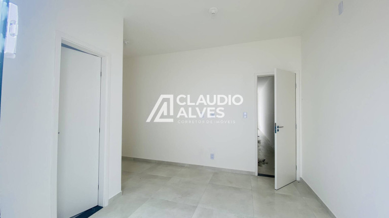 Imagem Casa com 2 Quartos à Venda, 65 m² em Bairro Conceição - Feira De Santana