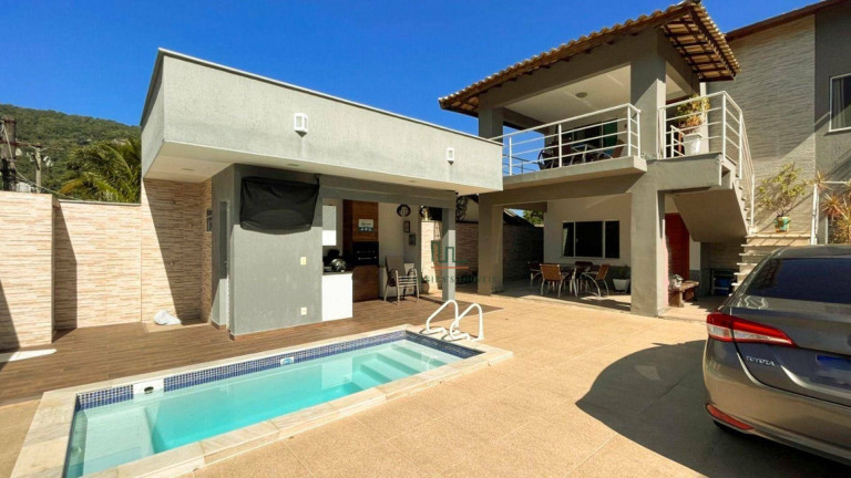 Imagem Casa com 5 Quartos à Venda, 220 m² em Itaipu - Niterói Imagem Casa com 5 Quartos à Venda, 220 m² em Itaipu - Niterói
