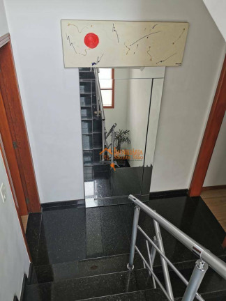 Imagem Sobrado com 4 Quartos à Venda, 220 m² em Vila Galvão - Guarulhos Imagem Sobrado com 4 Quartos à Venda, 220 m² em Vila Galvão - Guarulhos