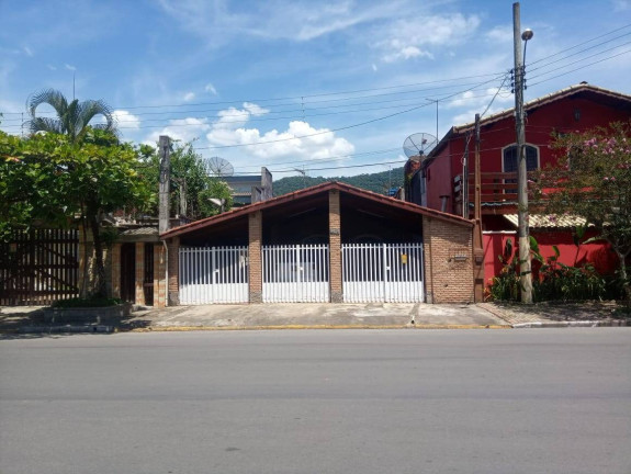 Casa com 4 Quartos à Venda, 384 m² em Estufa Ii - Ubatuba