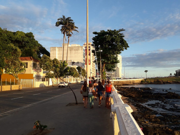 Imagem Sobrado com 6 Quartos à Venda,  em Barra - Salvador