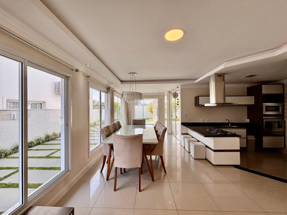 Imagem Casa com 2 Quartos à Venda, em Pinheirinho - Curitiba Imagem Casa com 2 Quartos à Venda, em Pinheirinho - Curitiba