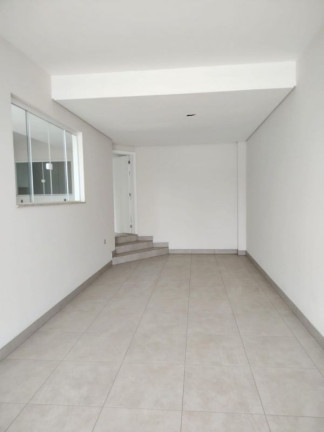 Imagem Sobrado com 3 Quartos à Venda, 154 m² em Escola Agrícola - Blumenau