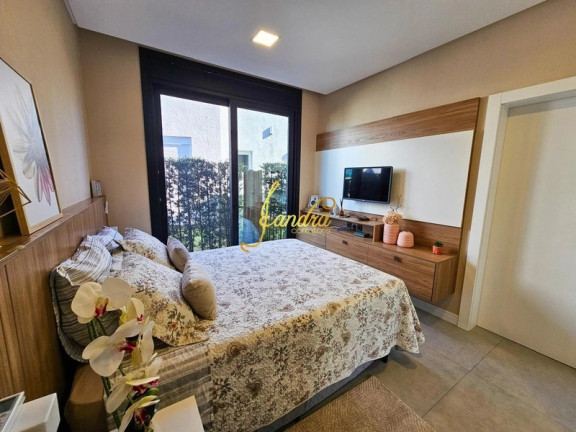 Imagem Casa de Condomínio com 4 Quartos à Venda, 254 m² em Centro - Xangri-la