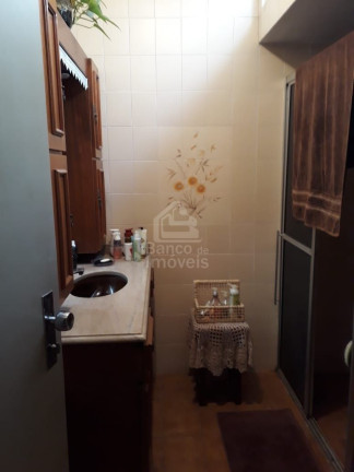 Imagem Apartamento com 3 Quartos à Venda, 135 m² em Centro - Santa Maria