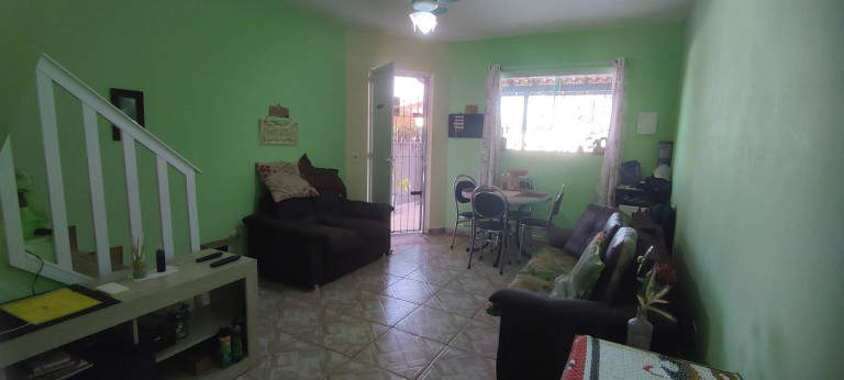 Imagem Sobrado com 2 Quartos à Venda, 180 m² em Peruíbe Imagem Sobrado com 2 Quartos à Venda, 180 m² em Peruíbe