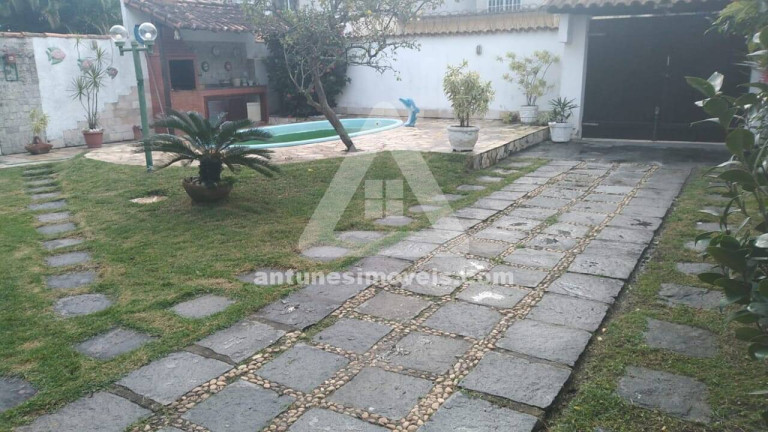 Imagem Casa com 4 Quartos à Venda, 460 m² em Porto Do Carro - Cabo Frio