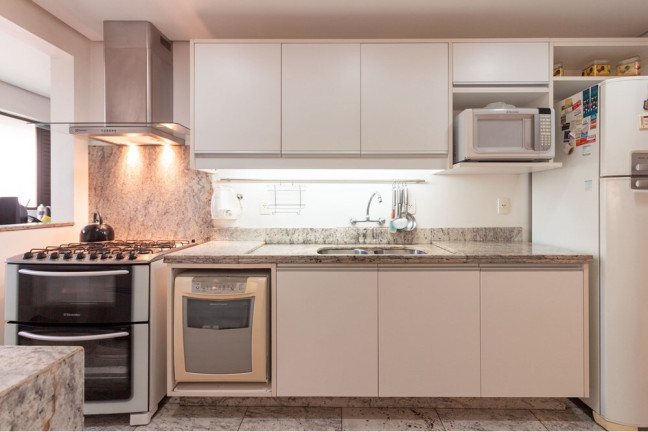 Imagem Cobertura com 4 Quartos à Venda, 330 m² em Petrópolis - Porto Alegre