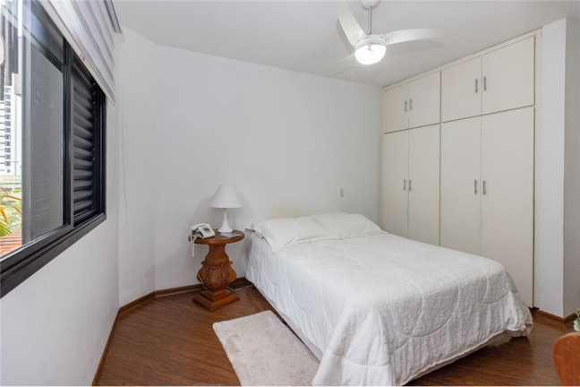Imagem Apartamento com 3 Quartos à Venda, 121 m² em Real Parque - São Paulo Imagem Apartamento com 3 Quartos à Venda, 121 m² em Real Parque - São Paulo