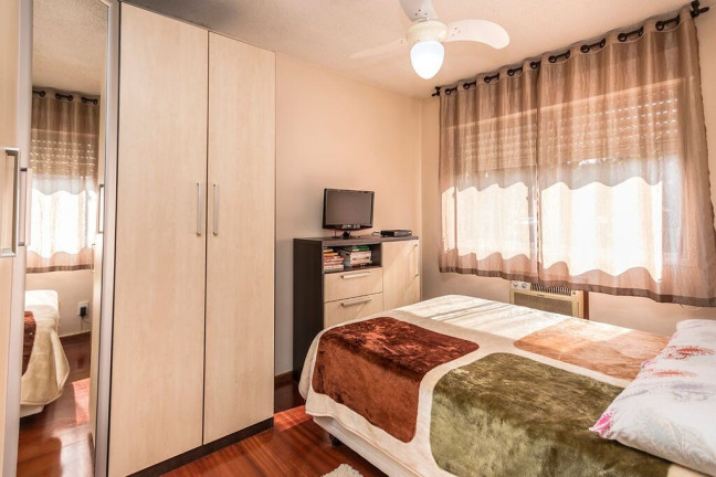Imagem Apartamento com 2 Quartos à Venda, 52 m² em Santo Antônio - Porto Alegre