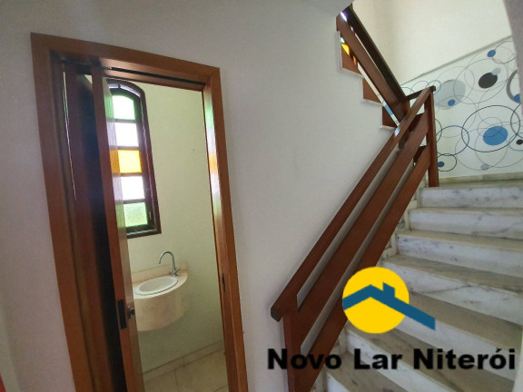 Imagem Casa com 4 Quartos à Venda, 180 m² em São Francisco - Niterói Imagem Casa com 4 Quartos à Venda, 180 m² em São Francisco - Niterói
