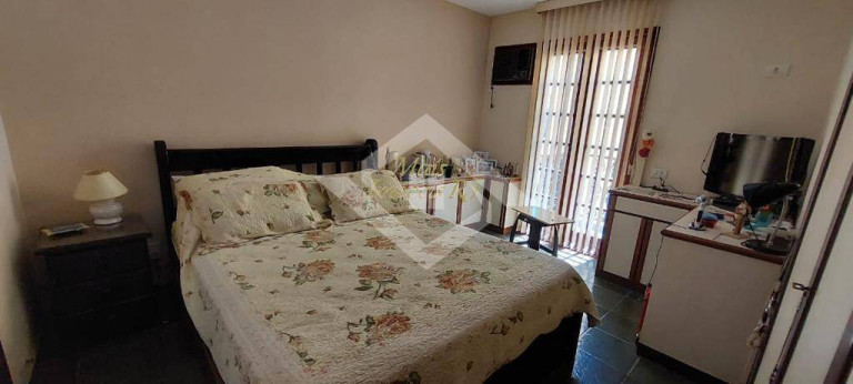 Imagem Casa com 3 Quartos à Venda, 120 m² em Itaipu - Niterói