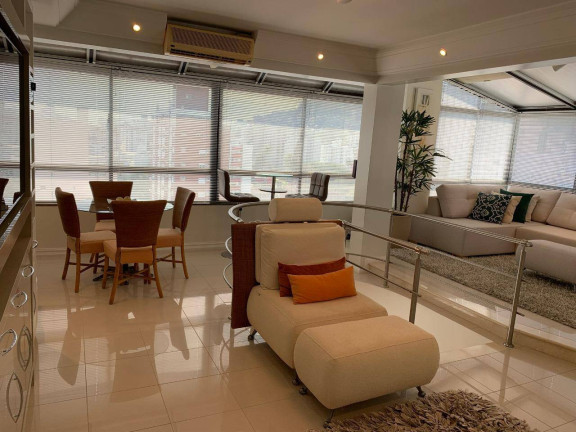 Imagem Apartamento com 3 Quartos à Venda, 203 m² em Centro - Florianópolis Imagem Apartamento com 3 Quartos à Venda, 203 m² em Centro - Florianópolis