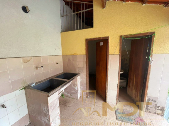 Imagem Sobrado com 7 Quartos à Venda, 549 m² em Jardim Dos Comerciários (venda Nova) - Belo Horizonte