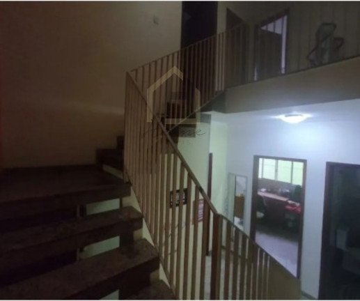 Imagem Casa com 3 Quartos à Venda, 237 m² em Jardim - Santo André