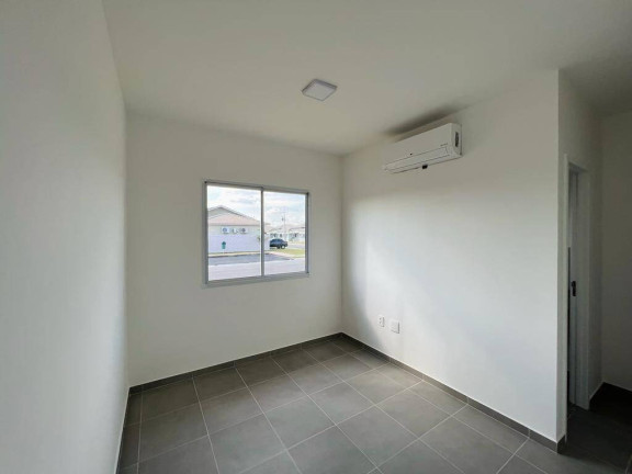 Imagem Casa de Condomínio com 2 Quartos à Venda, 60 m² em Petrópolis - Várzea Grande