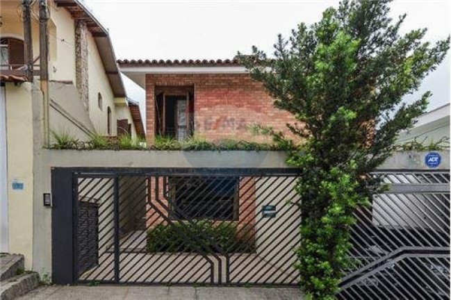 Casa com 3 Quartos à Venda, 140 m² em Vila Madalena - São Paulo