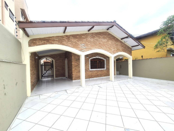 Imagem Casa com 3 Quartos à Venda, 330 m² em Centro - Ubatuba