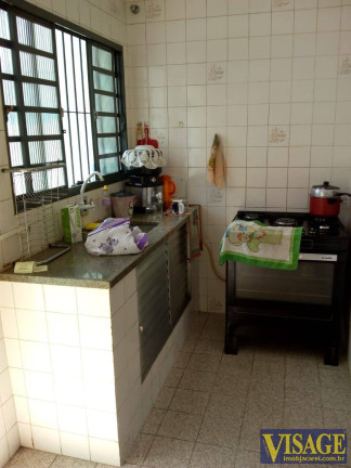 Imagem Casa com 3 Quartos à Venda, em Cid. Jardim - Jacareí Imagem Casa com 3 Quartos à Venda, em Cid. Jardim - Jacareí