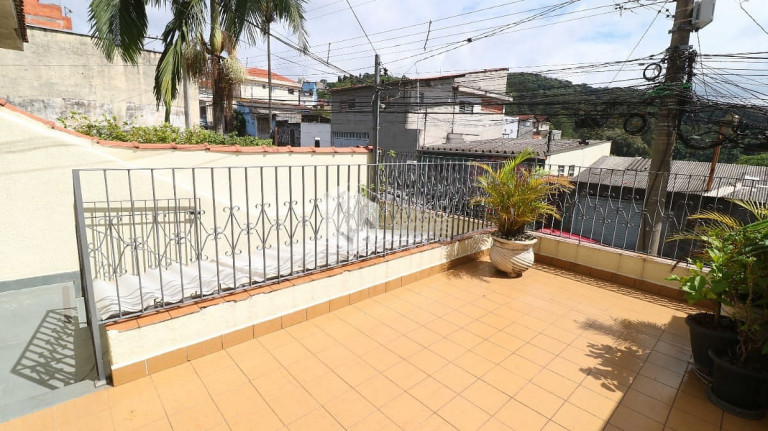 Imagem Sobrado com 3 Quartos à Venda, 190 m² em Vila Mazzei - São Paulo