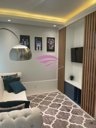 Imagem Imóvel com 4 Quartos à Venda, 210 m² em Meia Praia - Itapema Imagem Imóvel com 4 Quartos à Venda, 210 m² em Meia Praia - Itapema