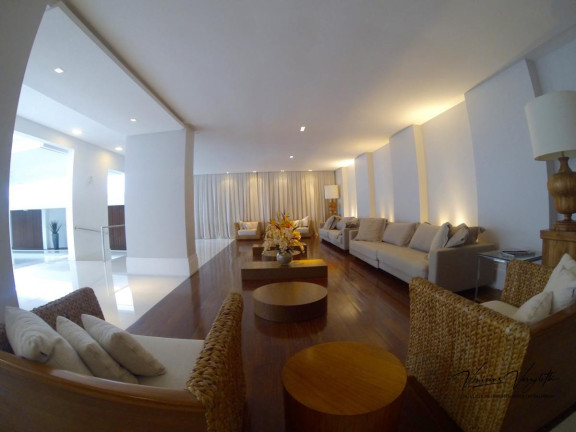 Imagem Apartamento com 3 Quartos à Venda, 214 m² em Centro - Balneário Camboriú
