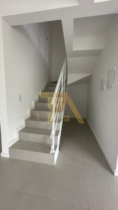 Imagem Imóvel com 4 Quartos à Venda, em Ambrósio - Garopaba Imagem Imóvel com 4 Quartos à Venda, em Ambrósio - Garopaba