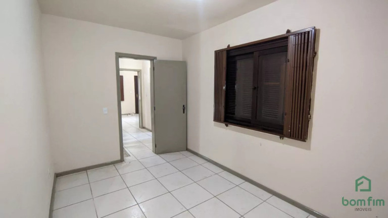 Imagem Casa com 3 Quartos para Alugar, 152 m² em Menino Deus - Porto Alegre Imagem Casa com 3 Quartos para Alugar, 152 m² em Menino Deus - Porto Alegre