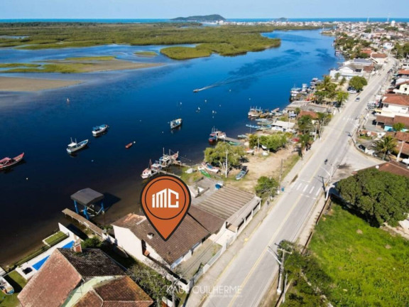 Casa com 3 Quartos à Venda, 140 m² em Costeira - Balneário Barra Do Sul