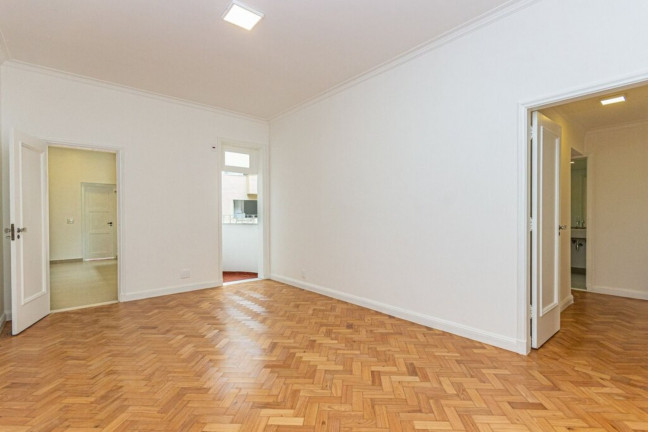 Imagem Imóvel com 3 Quartos à Venda, 116 m² em Copacabana - Rio De Janeiro Imagem Imóvel com 3 Quartos à Venda, 116 m² em Copacabana - Rio De Janeiro