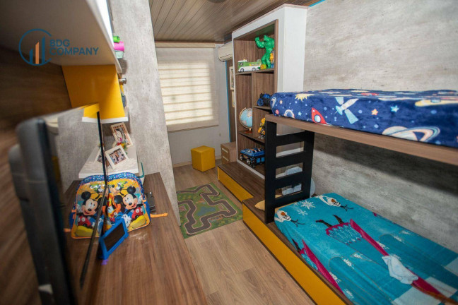 Imagem Casa com 6 Quartos à Venda, 304 m² em Vila São João - Irati Imagem Casa com 6 Quartos à Venda, 304 m² em Vila São João - Irati