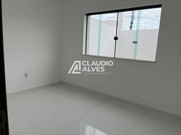 Imagem Casa com 3 Quartos à Venda, 83 m² em Parque Ipê - Feira De Santana