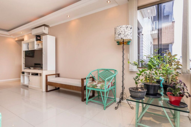 Imagem Imóvel com 3 Quartos à Venda, 80 m² em Jardim Itu - Porto Alegre Imagem Imóvel com 3 Quartos à Venda, 80 m² em Jardim Itu - Porto Alegre