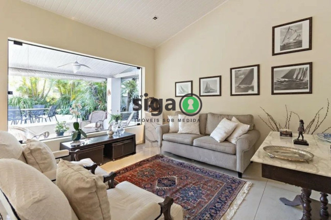 Imagem Casa com 3 Quartos à Venda, 318 m² em Cidade Jardim - São Paulo Imagem Casa com 3 Quartos à Venda, 318 m² em Cidade Jardim - São Paulo