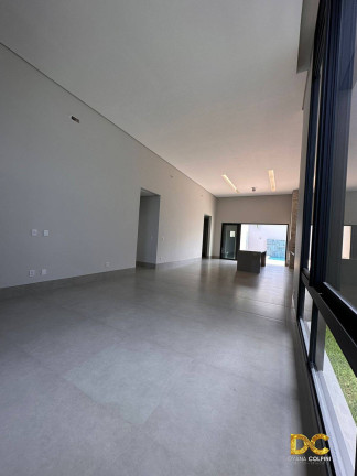 Imagem Casa de Condomínio com 3 Quartos à Venda, 235 m² em Ribeirão Do Lipa - Cuiabá Imagem Casa de Condomínio com 3 Quartos à Venda, 235 m² em Ribeirão Do Lipa - Cuiabá