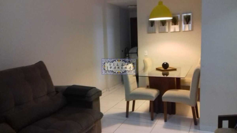 Imagem Apartamento com 2 Quartos à Venda, 90 m² em Taquara - Rio De Janeiro