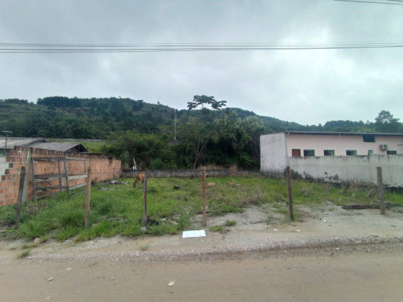 Terreno à Venda, 256 m² em Morretes - Tijucas