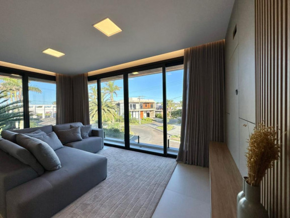 Imagem Casa com 5 Quartos à Venda, 427 m² em -- - Xangri-la