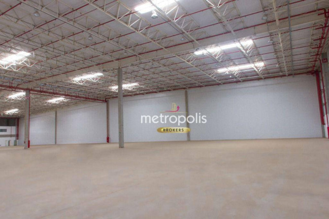 Imagem Galpão para Alugar, 10.032 m² em Parque Industrial Ramos De Freitas - Embu Das Artes Imagem Galpão para Alugar, 10.032 m² em Parque Industrial Ramos De Freitas - Embu Das Artes