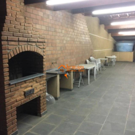 Sobrado com 4 Quartos à Venda, 200 m² em Jardim Cumbica - Guarulhos