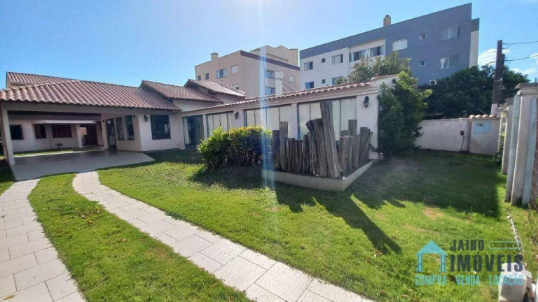 Imagem Casa com 3 Quartos à Venda, 200 m² em Centro - Tramandaí Imagem Casa com 3 Quartos à Venda, 200 m² em Centro - Tramandaí