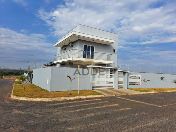 Casa com 3 Quartos à Venda, 466 m² em Jardim Aurora - Sorriso