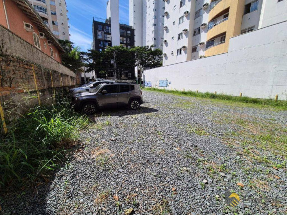 Imagem Terreno à Venda, 813 m² em Victor Konder - Blumenau Imagem Terreno à Venda, 813 m² em Victor Konder - Blumenau