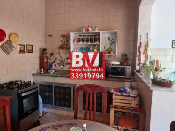 Imagem Casa com 4 Quartos à Venda, 276 m² em Olaria - Rio De Janeiro Imagem Casa com 4 Quartos à Venda, 276 m² em Olaria - Rio De Janeiro