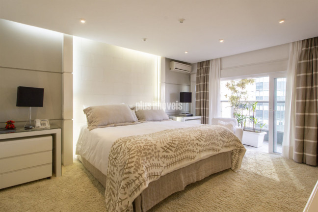 Imagem Apartamento com 3 Quartos à Venda, 373 m² em Real Parque - São Paulo