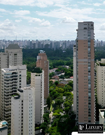 Apartamento com 4 Quartos à Venda, 320 m² em Vila Uberabinha - São Paulo