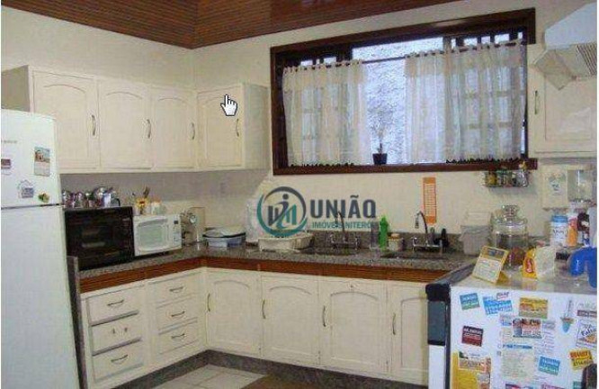 Imagem Casa com 3 Quartos à Venda, 370 m² em Itacoatiara - Niterói